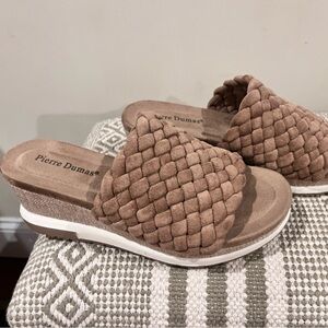 Size 7 never worn